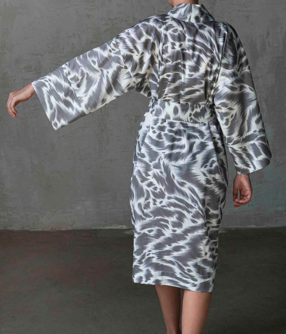 Fur Alaska 976x1140 (3) Chalatas kimono Alaska Fur - Image 3