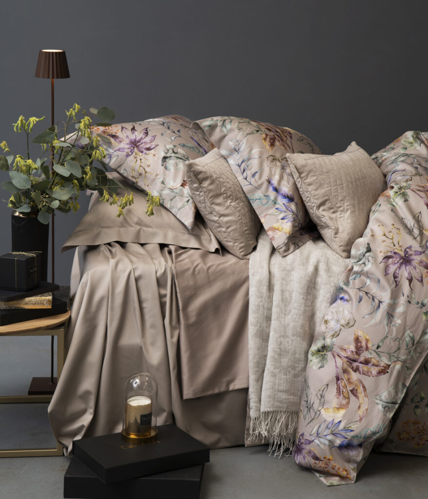 Decoflux-patalynės-komplektas-Flora-costera-almond-gėlėta-satinas-bed-linen-set-pillowcase