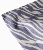 Satino pagalvės užvalkalas Zebra Almond/Figue Jam - Image 2