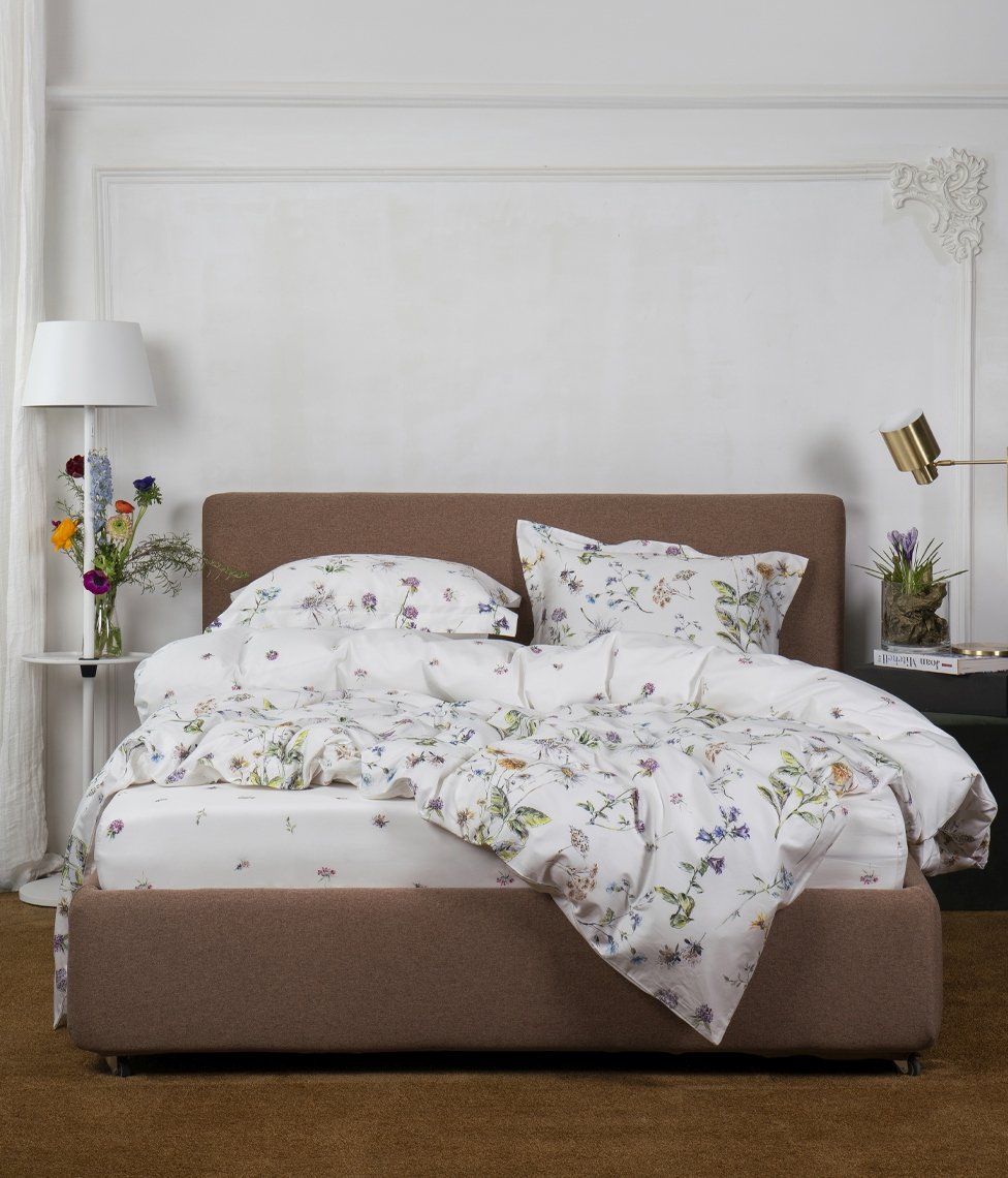 decoflux-satino-patalynes-komplektas-pagalves-uzvalkalas-midsummer-geletas (8) Satino patalynės komplektas Midsummer/Midsummer Back - Image 3