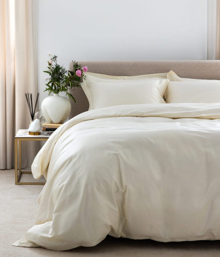 Sateen bed linen set Solid Antique White - Image 1