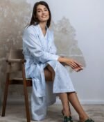 Klasikinis satino chalatas Eden Light Blue