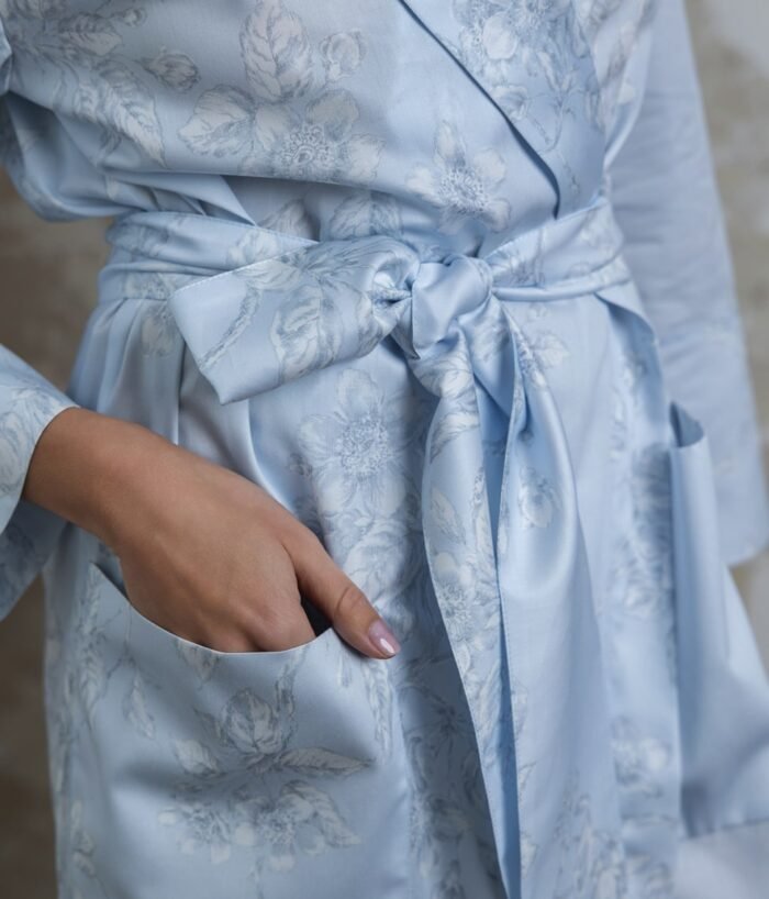 Klasikinis satino chalatas Eden Light Blue - Image 4
